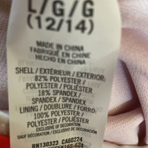 Nautica Performance One Piece Swimsuit with 50+UPF UV (12/14 Large) - Picture 8 of 8